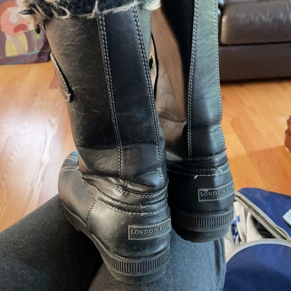Faux fir lined winter boots - Picture 2 of 3